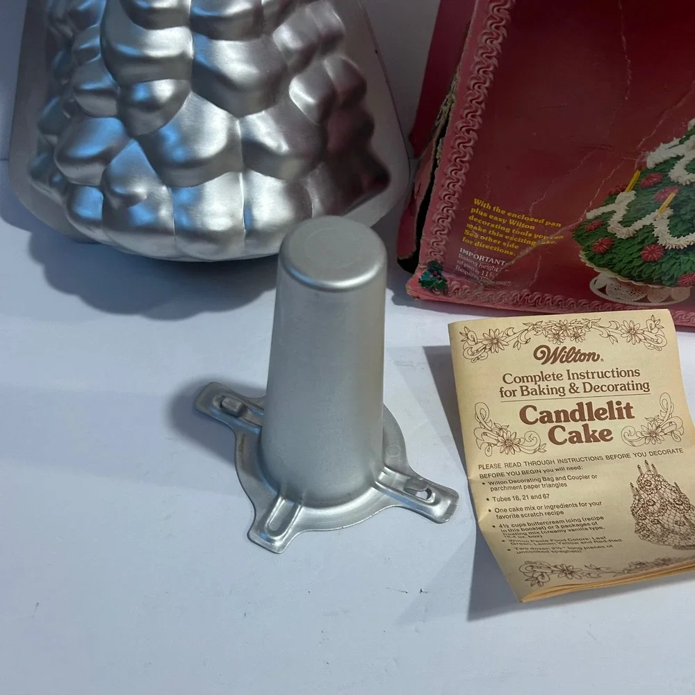 VTG Wilton Candlelit Cake Christmas Pan Holiday Tree Kit Cake Mold Bake Set 1973